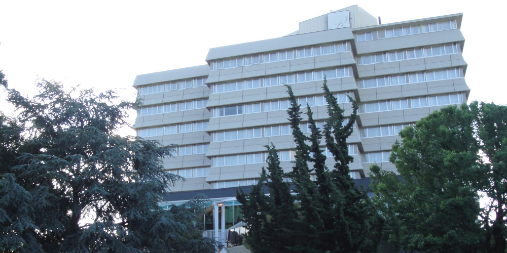 Rutherford Hotel exterior view